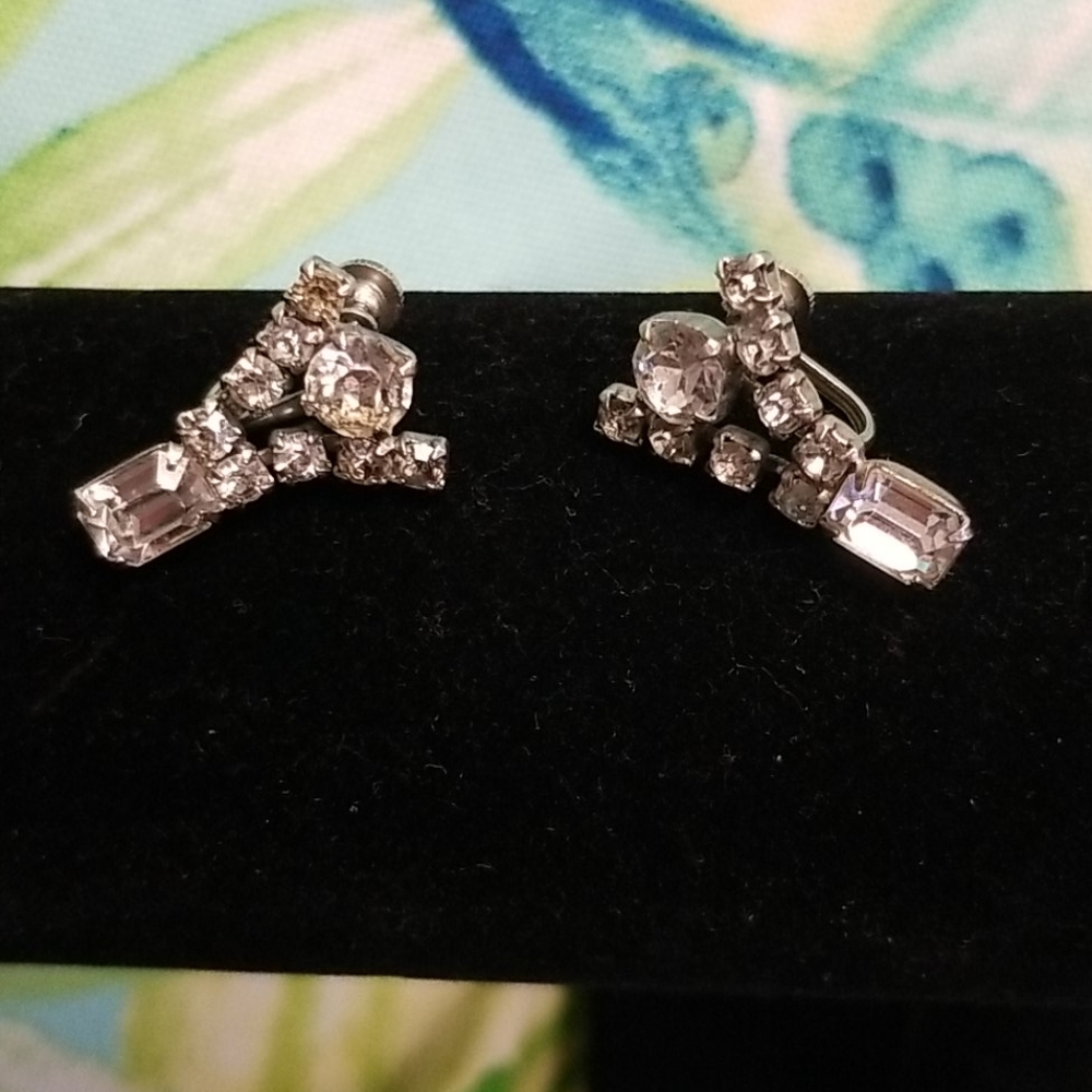 Antique Rhinestone and clip on earrings set - Picture 7 of 13